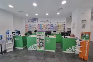 Farmacia Tr&eacute;bol San Blas