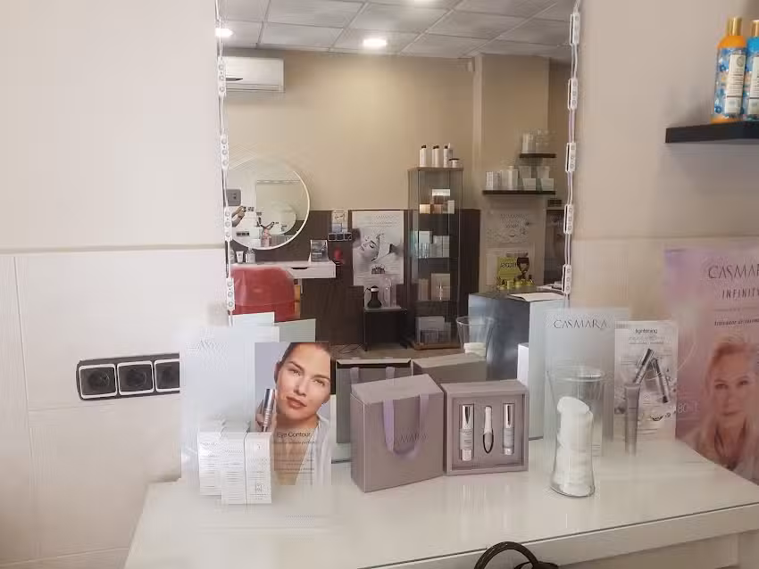 G & L PELUQUER&Iacute;A EST&Eacute;TICA UNISEX