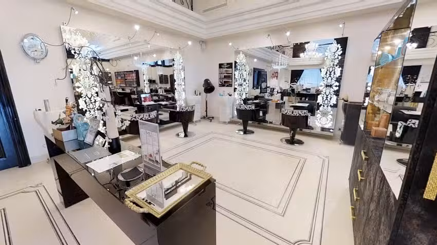 Glow Beauty Puerto Ban&uacute;s