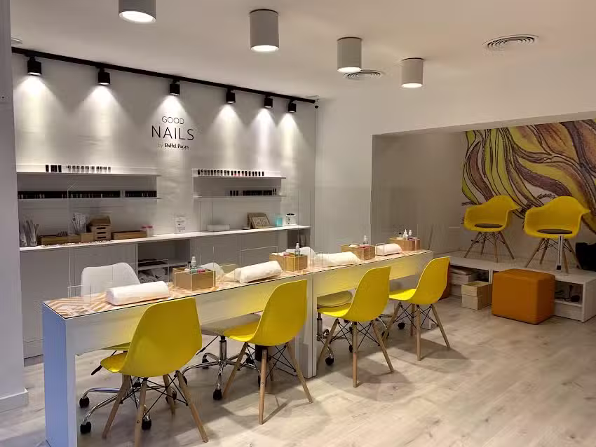 Good Nails By Raffel Pag&egrave;s