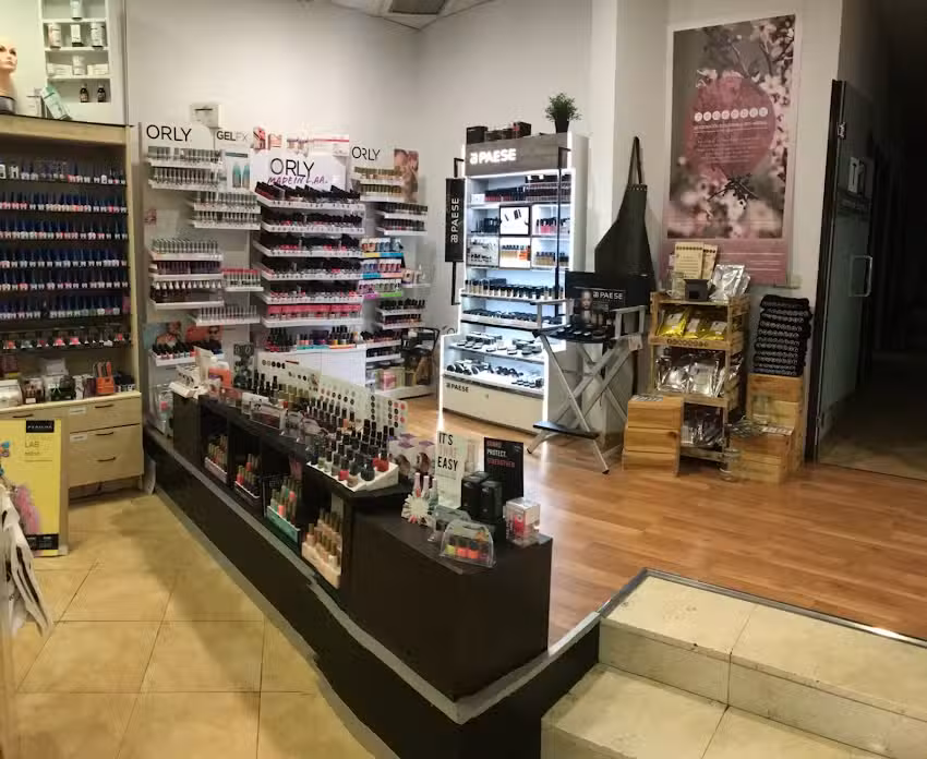 GRUPO TH tienda profesional para profesionales de la belleza