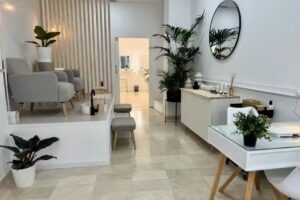 Hauss Makeup & Beauty