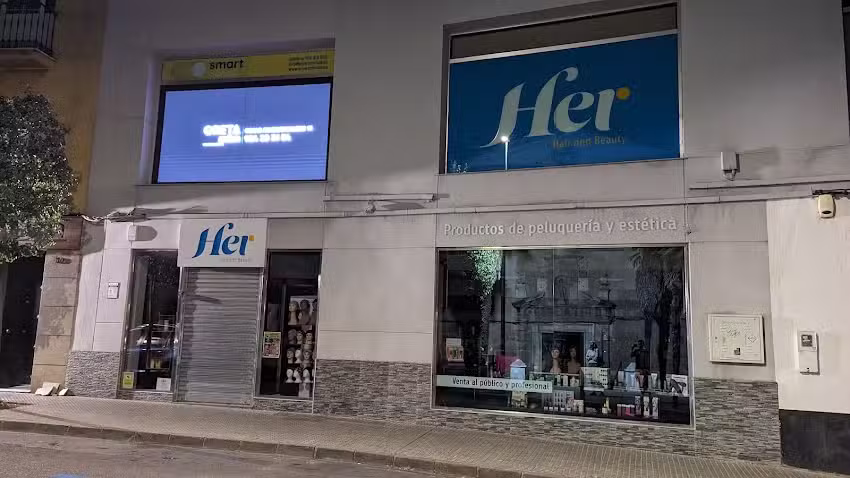 Her &mdash; Hair and Beauty