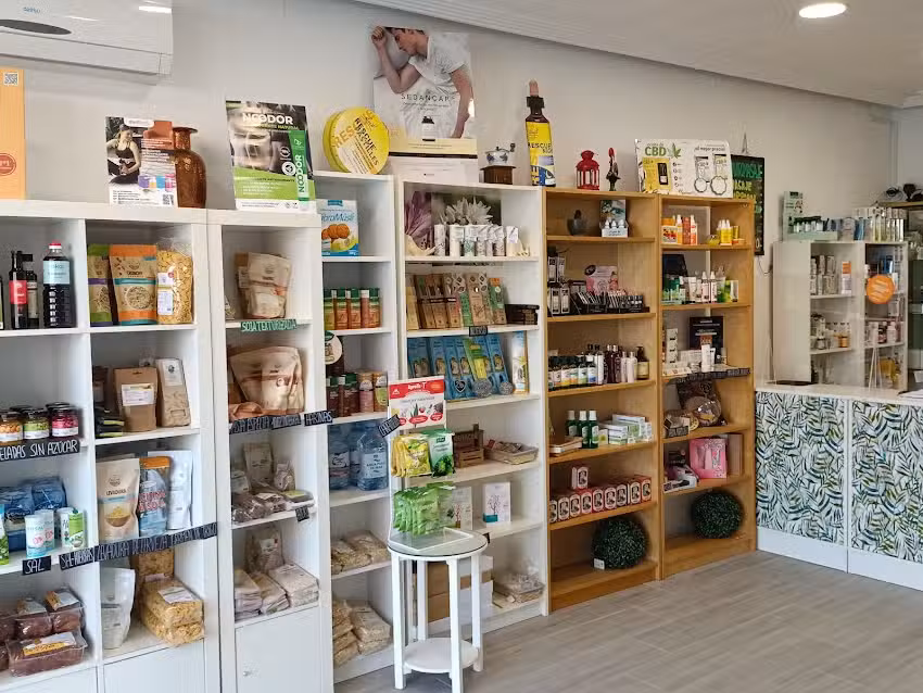 Herbodiet&eacute;tica y Est&eacute;tica Naturalment Merc&egrave;