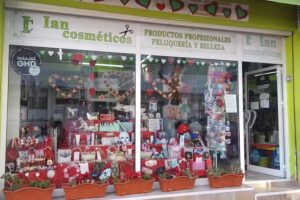 Ian Cosm&egrave;tics