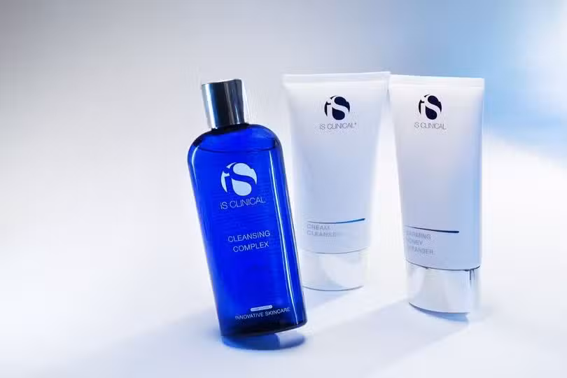 Institut Aura &ndash; Distribuidor de productos IS CLINICAL