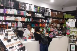 iPeluShop Store Distribuciones