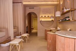 ISSHO Beauty Lab & Yoga Facial