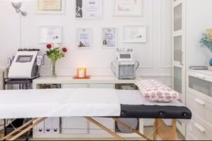 Julia&rsquo;s beauty center