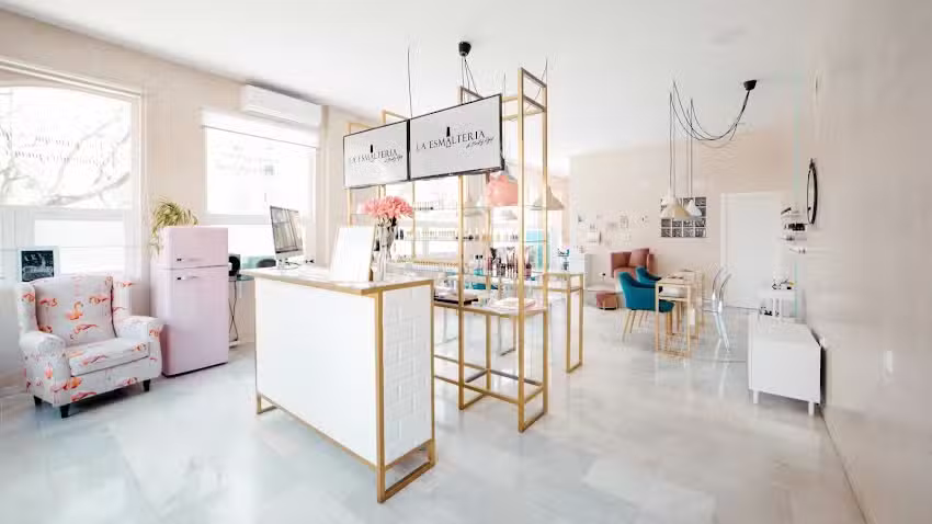 La Esmalter&iacute;a DBR &ndash; Sal&oacute;n de U&ntilde;as Huelva