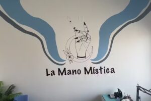 La Mano M&iacute;stica
