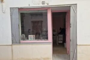 La U&ntilde;a Blanca NAIL ART STUDIO by Blanca Tellez