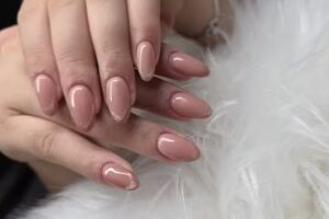 Les ungles Ripoll manicura i pedicura & nail art shellac u&ntilde;as de gel ,acrilicas y softgel