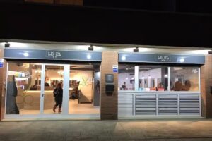 Level Up Hair sal&oacute;n