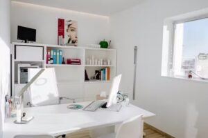 Lidia Rasero &ndash; Cl&iacute;nica de medicina est&eacute;tica &ndash; Nutrici&oacute;n &ndash; Fisioterapia &ndash; Micropigmentaci&oacute;n &ndash; Extensi&oacute;n de Pesta&ntilde;as &ndash; Est&eacute;tica