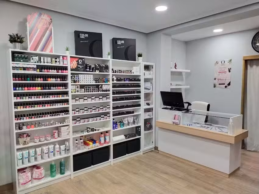 LLOAL EST&Eacute;TICA AVANZADA