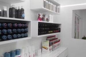 Lola S&aacute;ez peluquer&iacute;a & est&eacute;tica