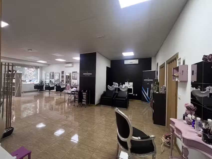 Lorena Navarro salon/belleza