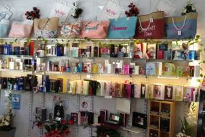 Lorey Perfumer&iacute;a, Calzado y Decoraci&oacute;n del hogar