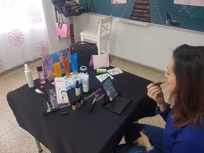 Lucia Montes. Consultor&iacute;a de belleza Mary Kay Torrelavega