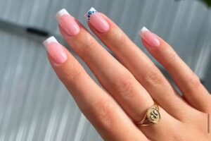 Lucky_Nails