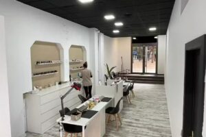 Lujo Nails by Sandra. Manicura y pedicura