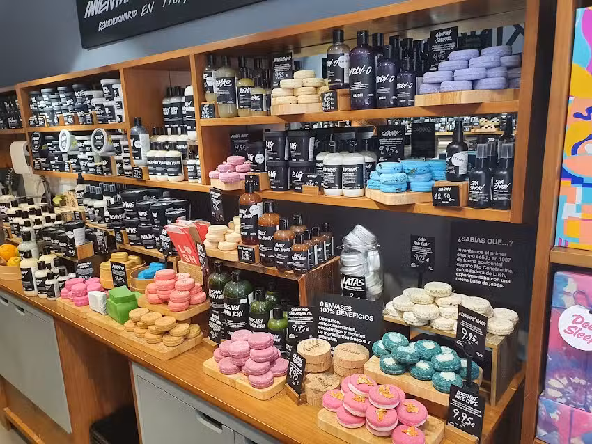 Lush Cosmetics Palma