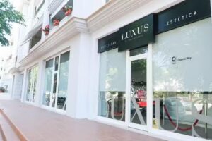 Luxus by Sara Alcahuz