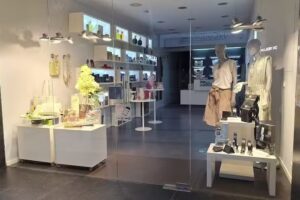 Major 110 Perfumeria, est&egrave;tica i complements