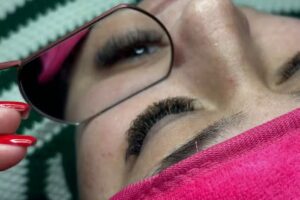 Manicura con gel Alina Nails