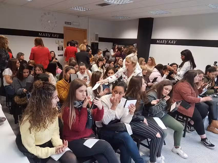 Maria Rolando. Consultora de Belleza Mary Kay