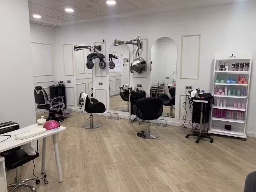 Medibell Sal&oacute;n de Belleza