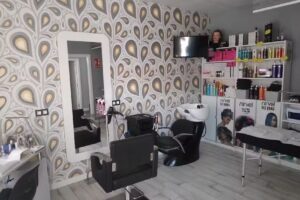 Mihaela Peluqueria y Estetica