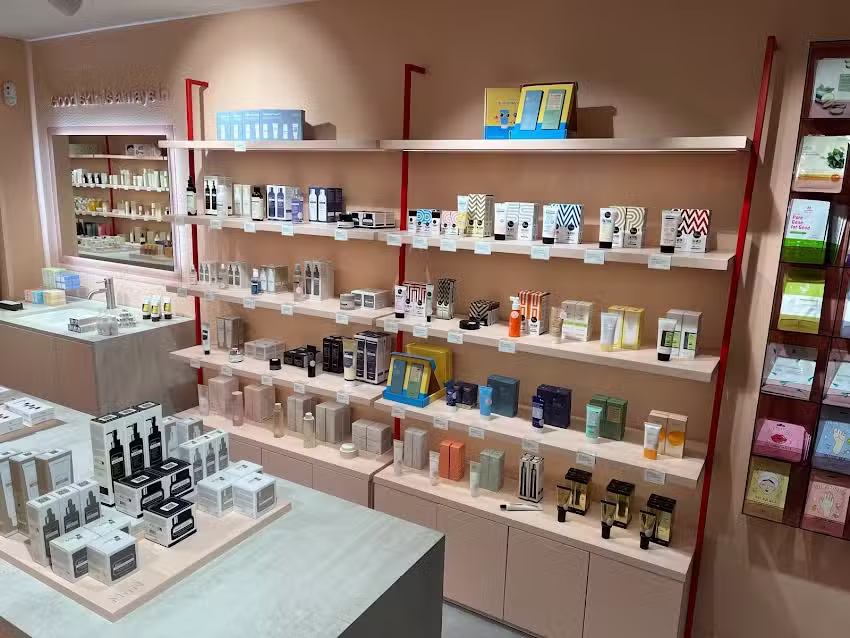MiiN Korean Cosmetics &middot; Santander
