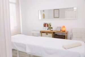 Mima Nails and Beauty