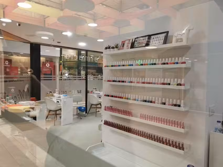 Miss Beauty Carrefour Campanar | U&ntilde;as & Pesta&ntilde;as