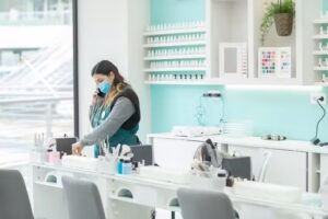 Miss Beauty MN4 | U&ntilde;as & Pesta&ntilde;as