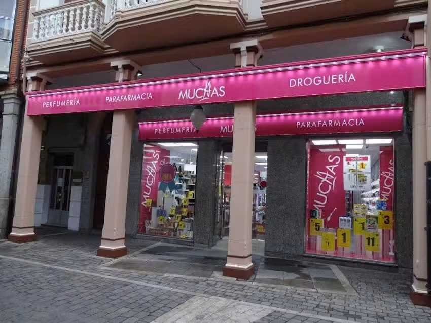 Muchas La Ba&ntilde;eza