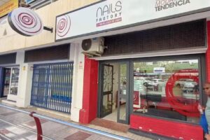 Nails Factory M&aacute;laga El Palo