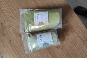 NAMAST&Eacute;-HENNA