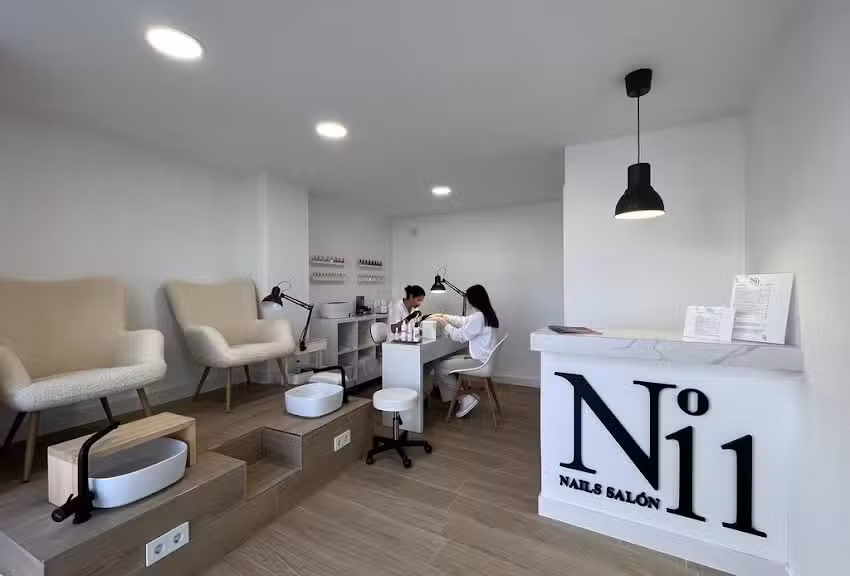 N&deg;11Nails Salon