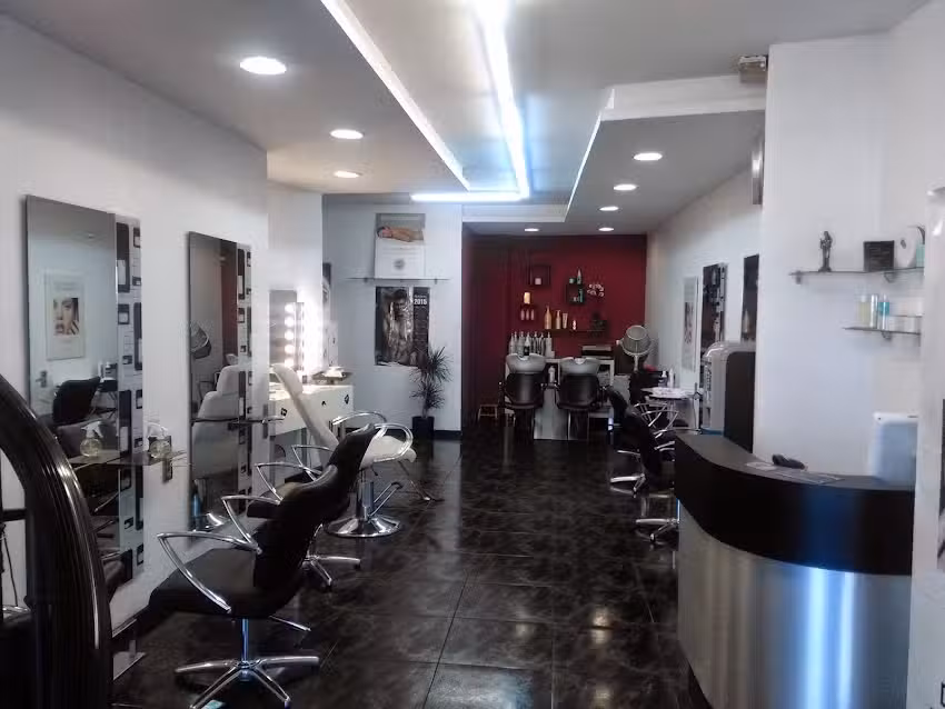 Nou Estil Peluquer&iacute;a y Est&eacute;tica