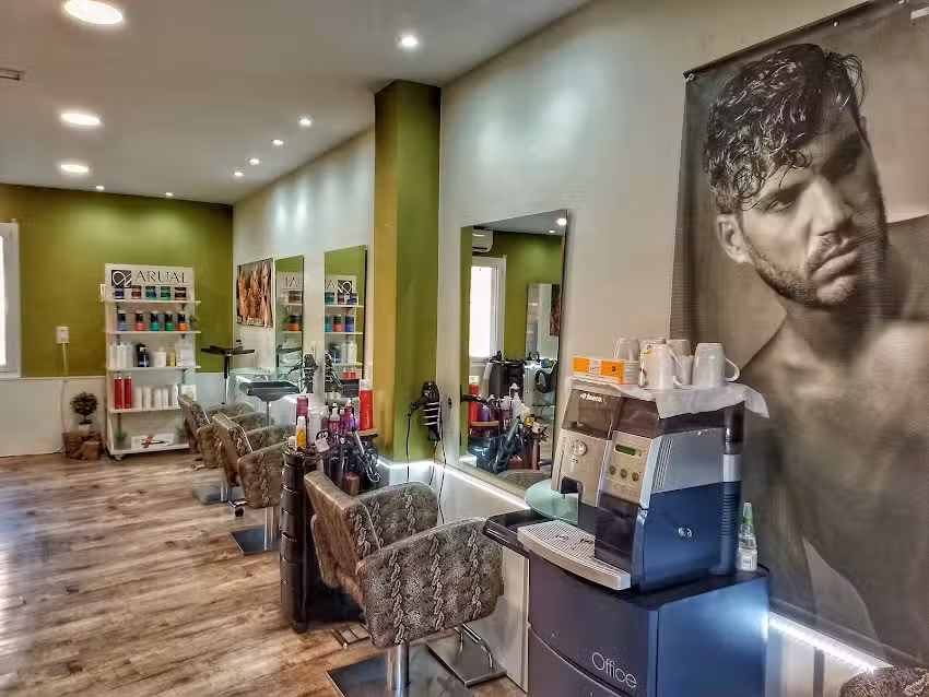 Nova Linia &ndash; Peluquer&iacute;a &ndash; Sal&oacute;n de Belleza