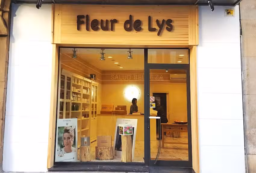 Organic Fleur de Lys