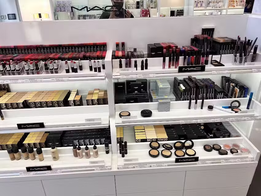 OUTLET THE COSMETICS COMPANY STORE