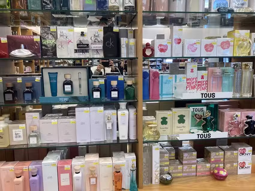 Paco Perfumer&iacute;as &ndash; Pamplona Irunlarrea