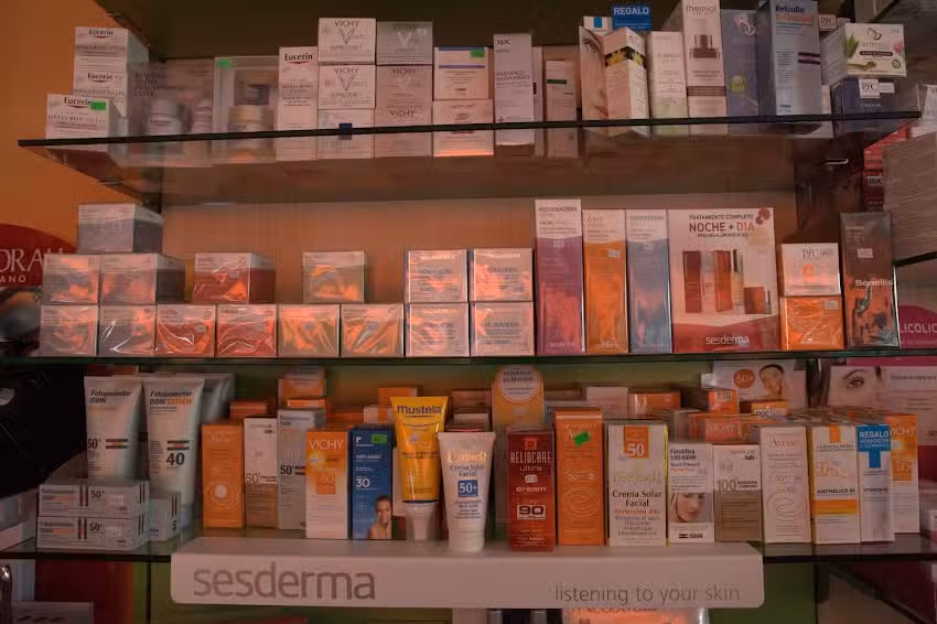 Parafarmacia Hell&iacute;n S,L