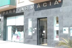 Parafarm&agrave;cia Monpharma Hospitalet