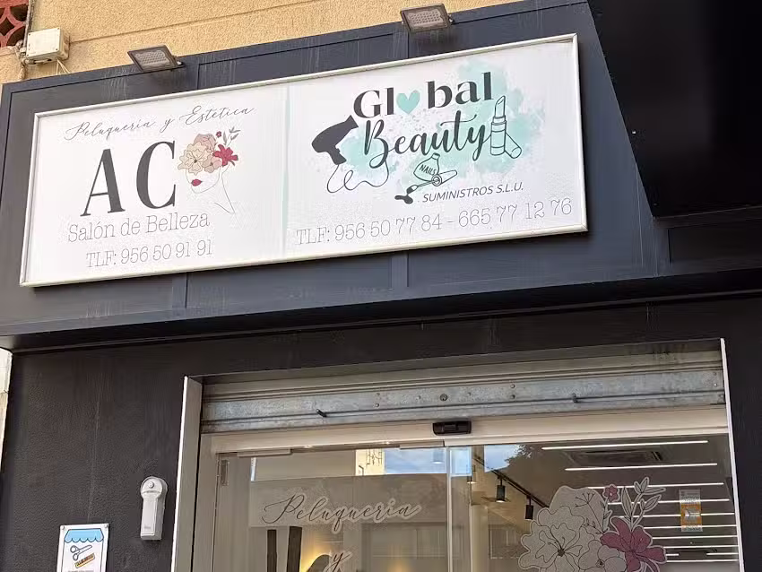 Peluquer&iacute;a &Aacute;frica Caravaca