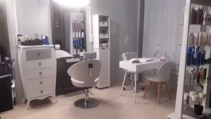 Peluquer&iacute;a Esther Bandeira (Silleda)